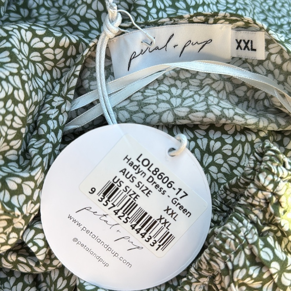 nwt Petal + Pup Hadyn maxi Dress - Green leaf print - belted XXL - Picture 2 of 5